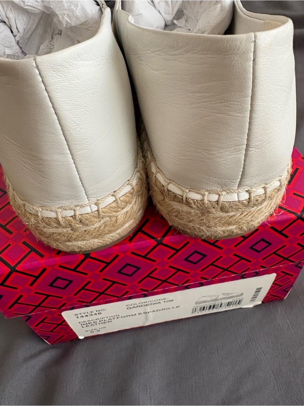 Tory Burch Cream Leather Espadrille Loafers with Black Logo - Picture 4 of 5